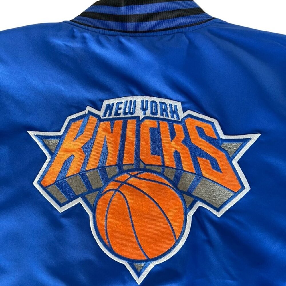 New York Knicks Satin Jacket - Iconic Blue Streetwear - Picture 6 of 7